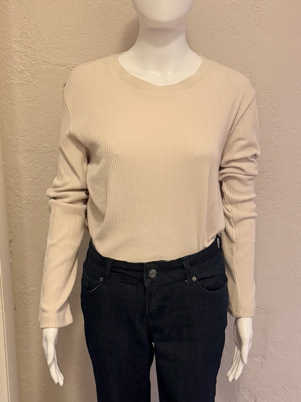 Zara Crew Neck Sweater in Cream